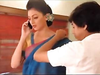 boy enjoying hot aunty